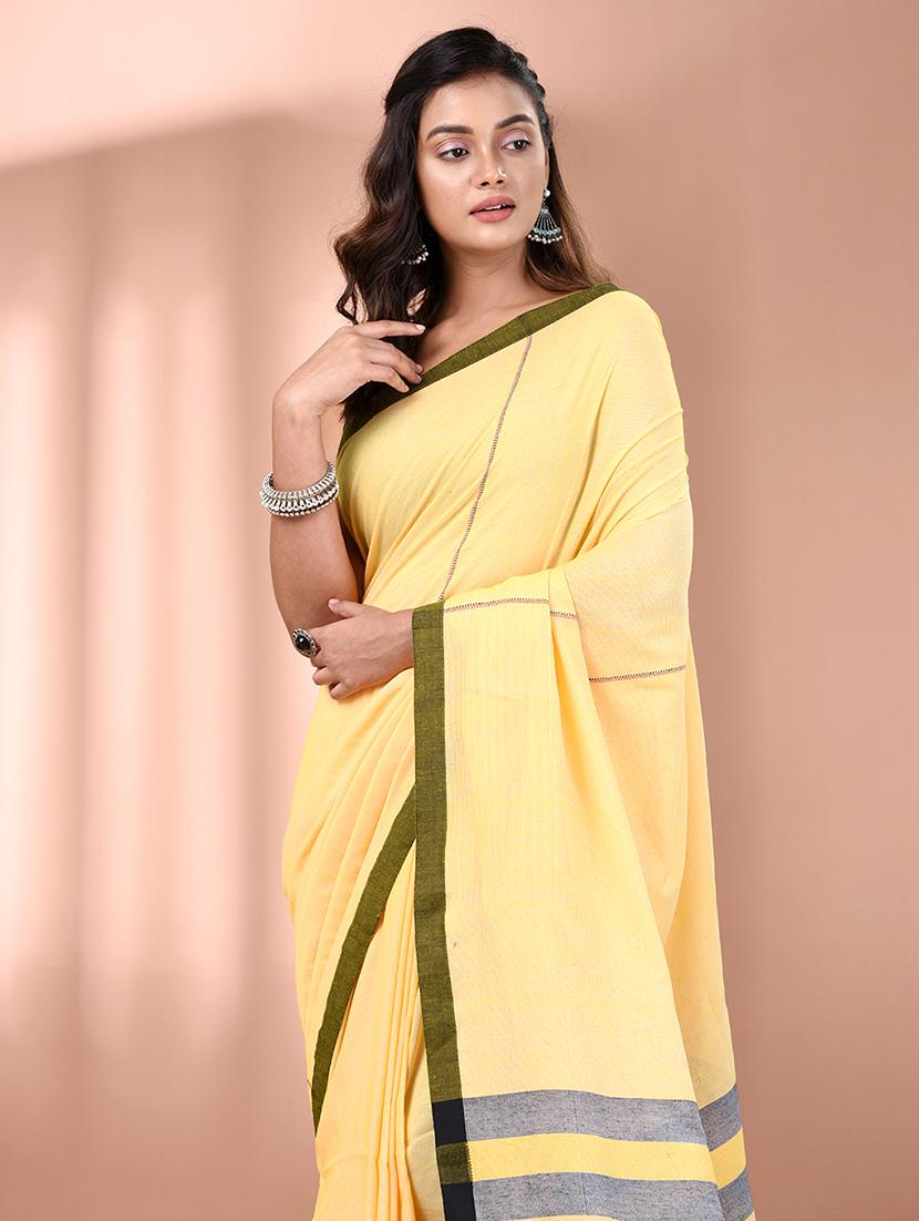 women striped handloom saree with blouse - 21908382 - Standard Image - 4