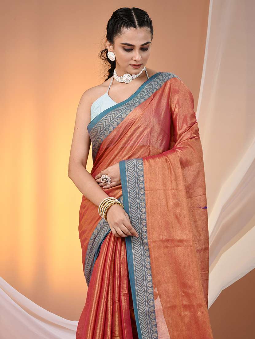 women solid with bordered saree with blouse - 21908393 -  Standard Image - 4