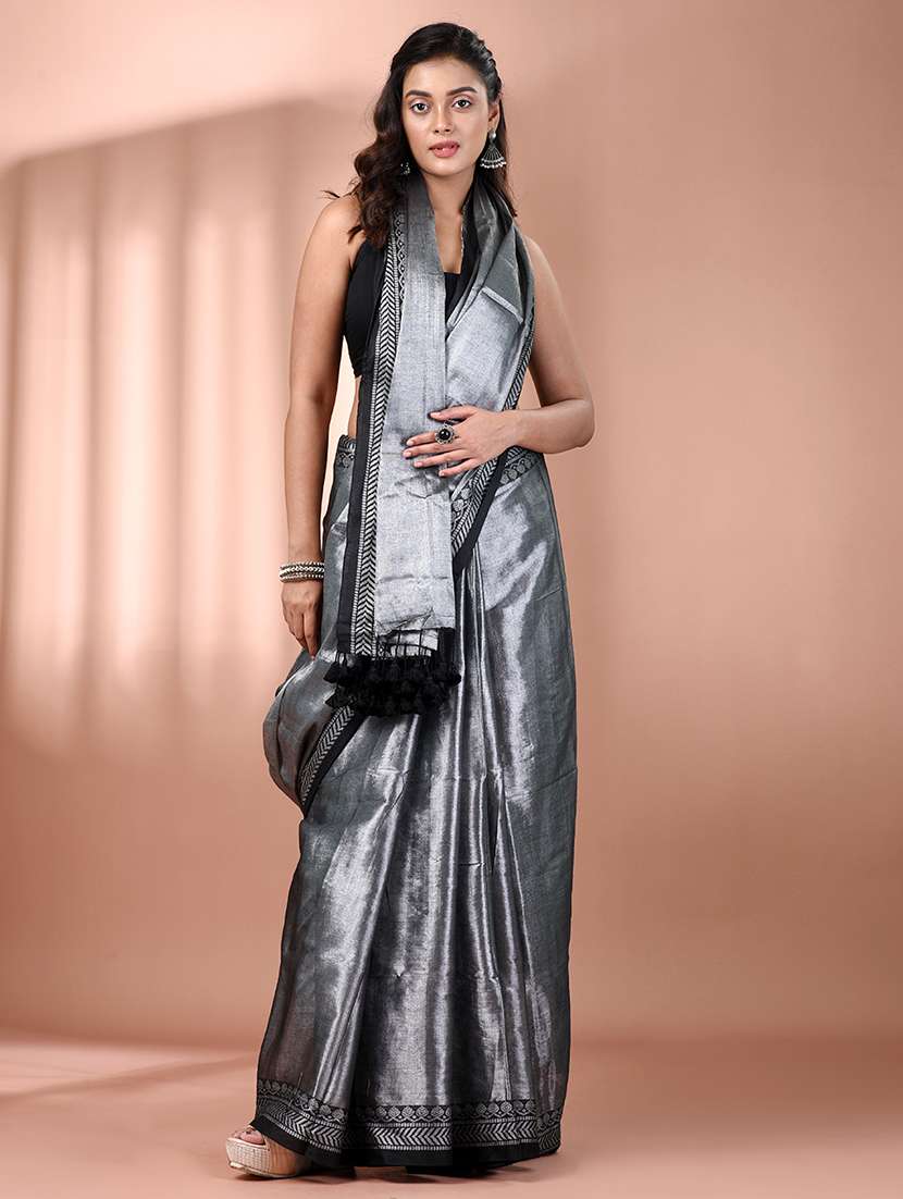 women solid with bordered saree with blouse - 21908397 - Standard Image - 1