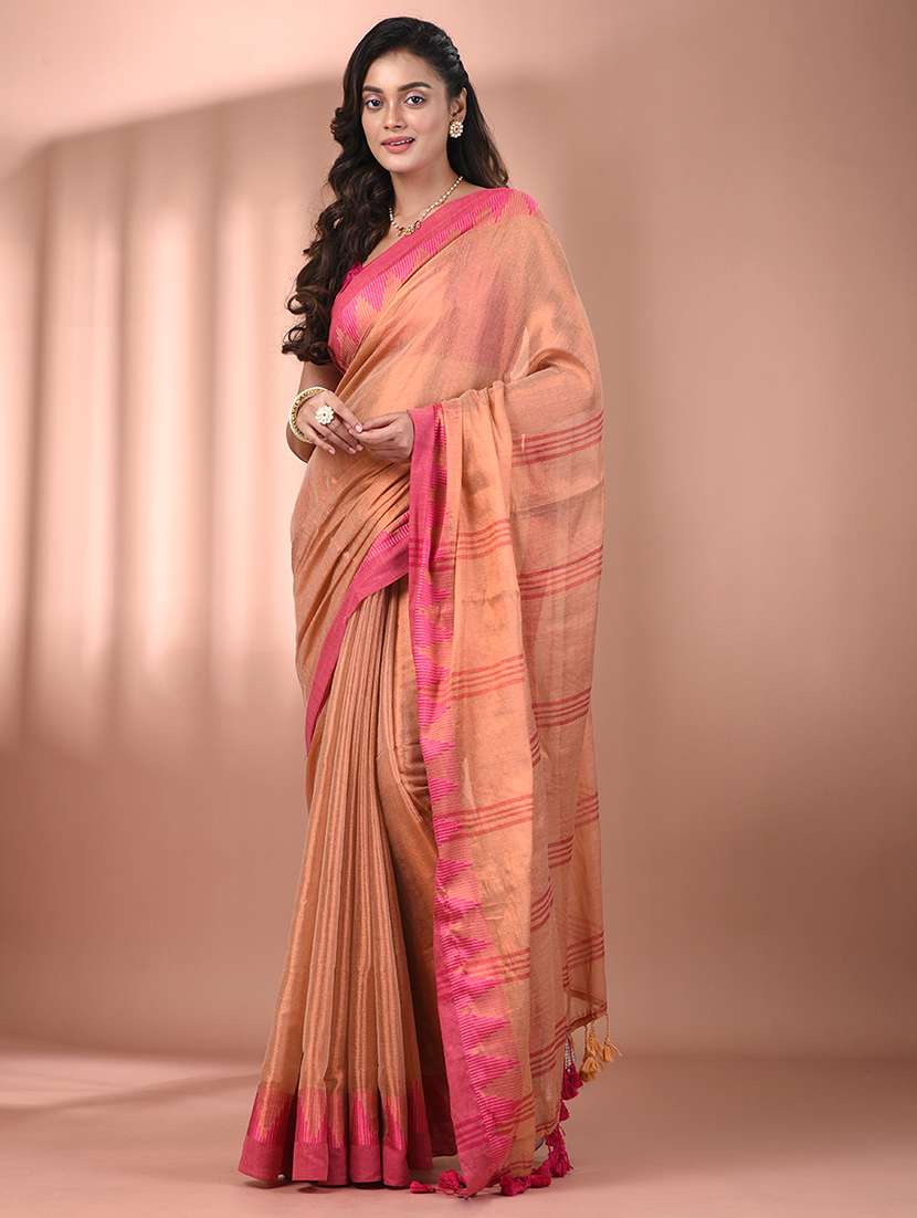 women solid with bordered handloom saree with blouse