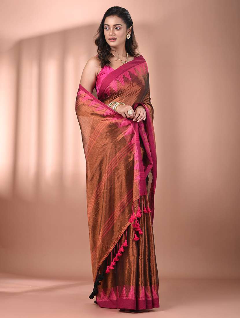 women solid with bordered handloom saree with blouse - 21908423 -  Standard Image - 1