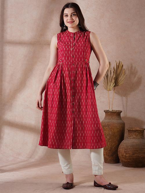 globus women maroon striped mandarin collar pleated button-down front slit workwear kurta - 21908434 -  Standard Image - 0