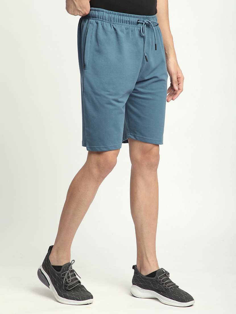 men solid mid rise regular fit shorts - 21908546 -  Standard Image - 1