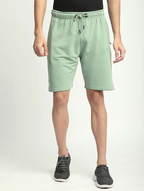 men solid mid rise regular fit shorts - 21908549 - Standard Image - 0