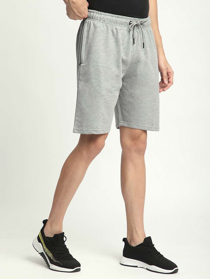 men solid mid rise regular fit shorts - 21908550 -  Standard Image - 1
