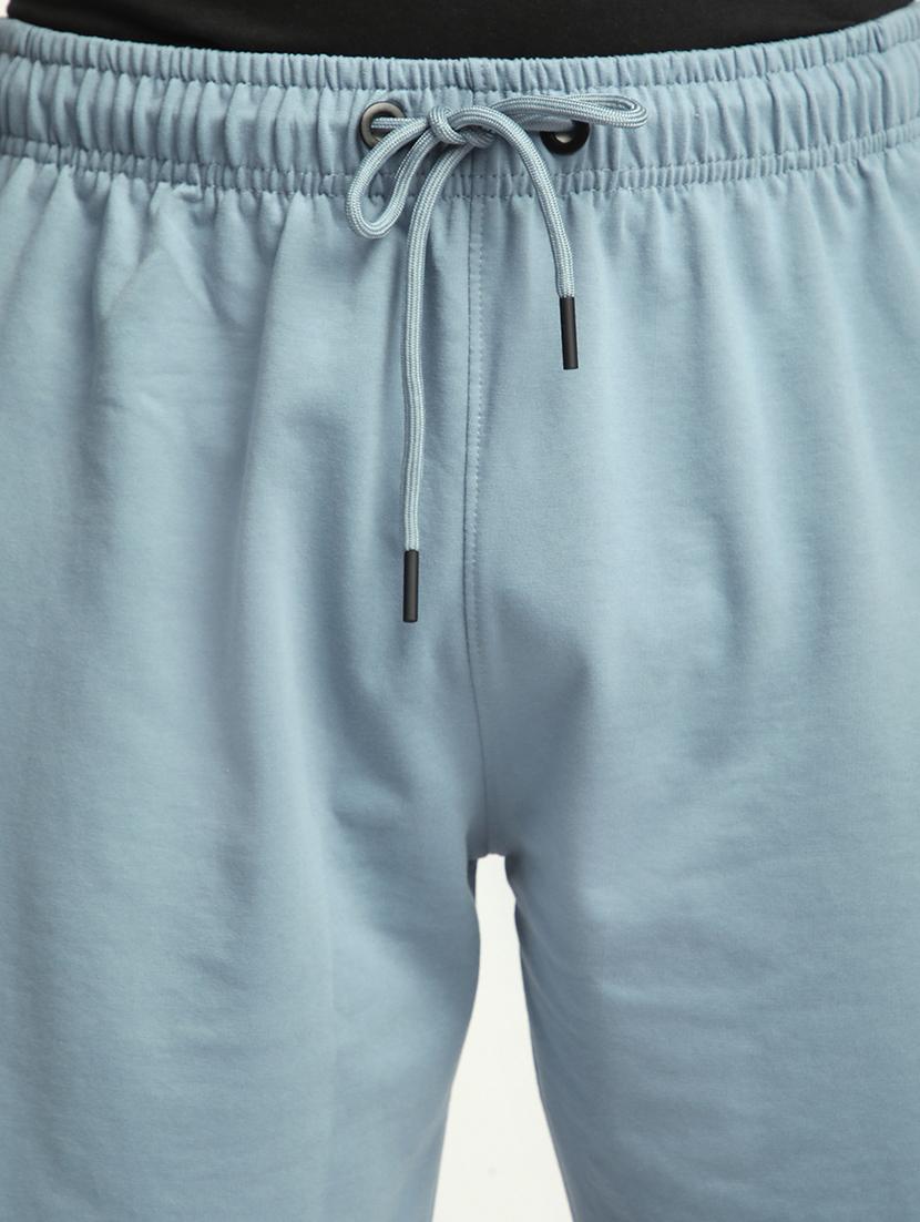 men solid mid rise regular fit shorts - 21908553 - Standard Image - 4