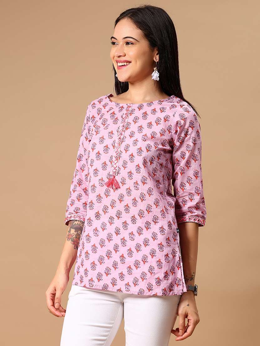 women three quarter sleeve straight kurti - 21908587 -  Standard Image - 1