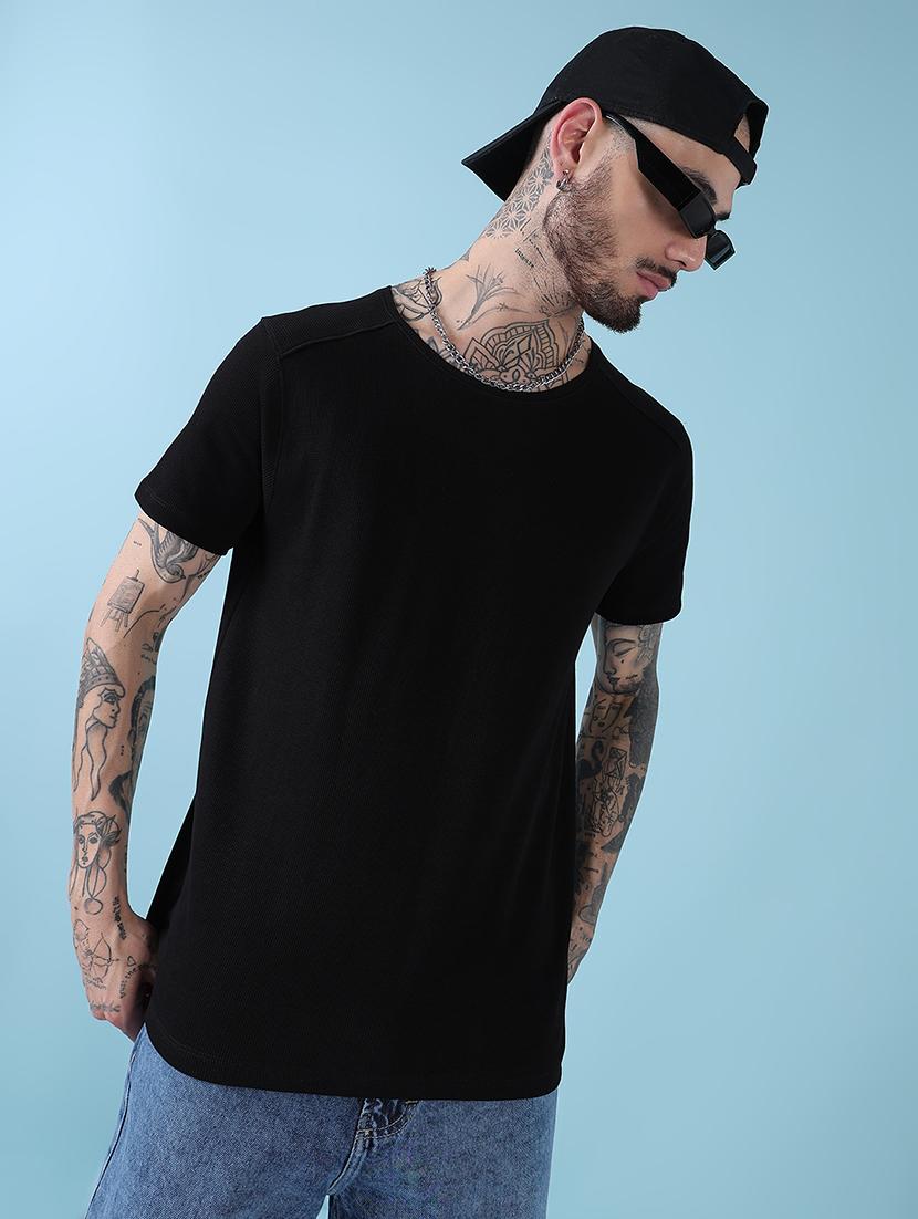 men black solid round neck regular fit t-shirt - 21908874 -  Zoom Image - 0