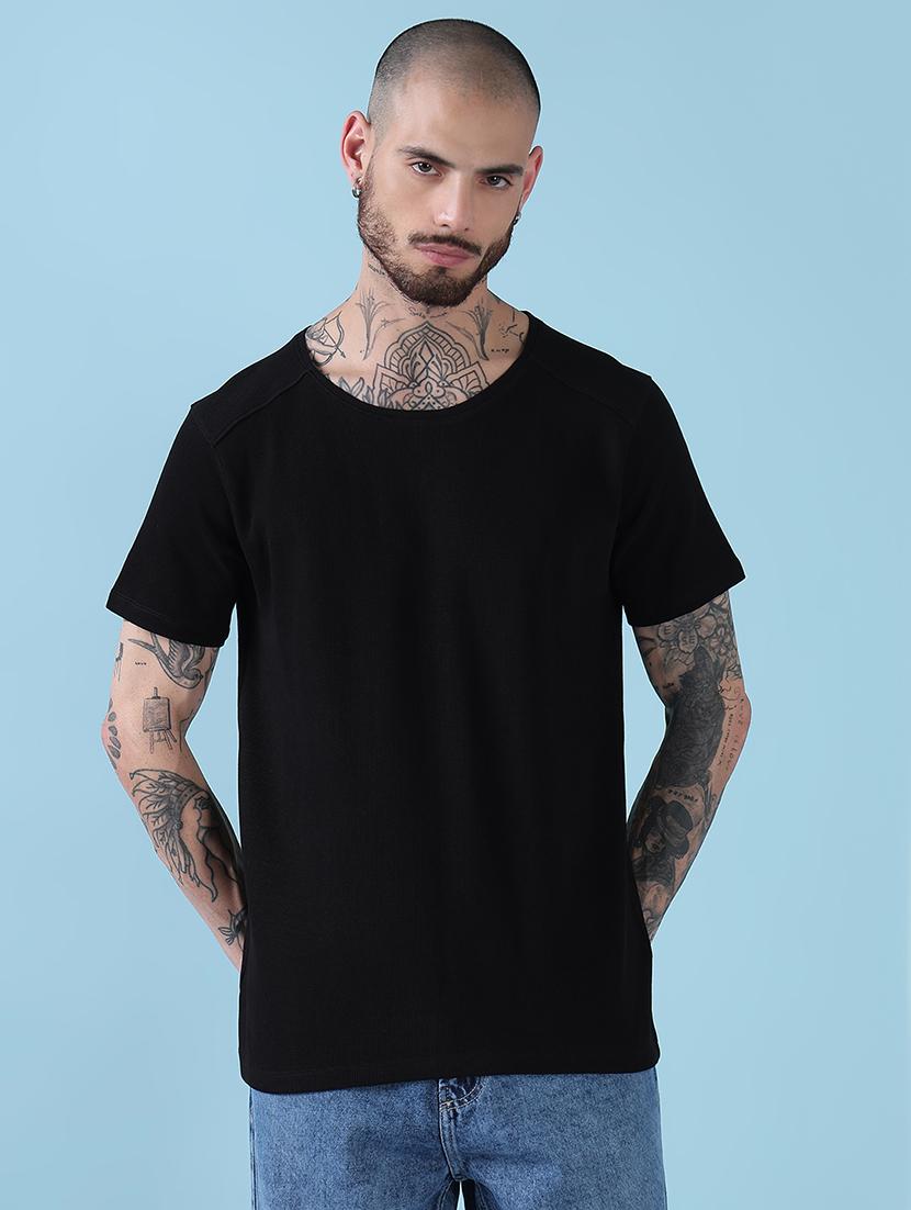 men black solid round neck regular fit t-shirt - 21908874 - Standard Image - 1