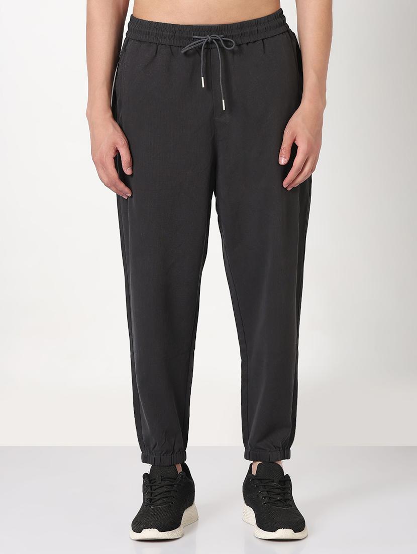 men solid mid rise jogger - 21908887 -  Standard Image - 1