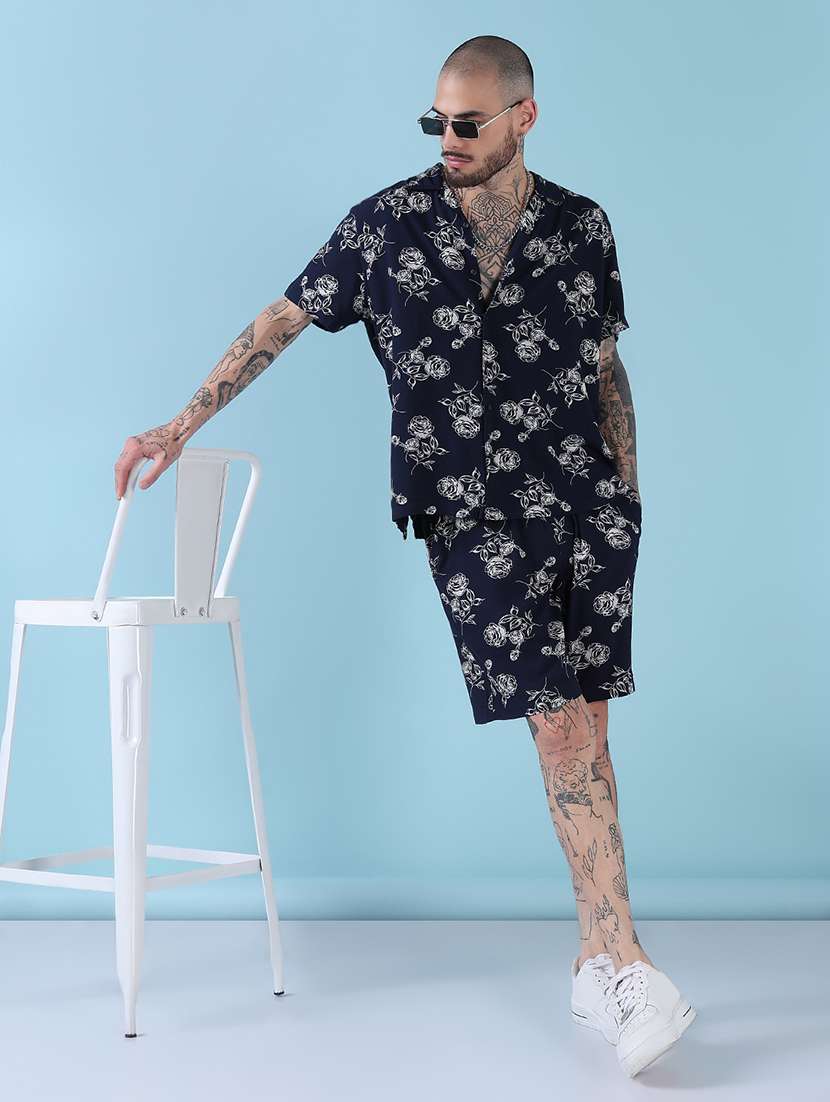 men cuban collar shorts & shirt co ords set - 21908932 - Standard Image - 4