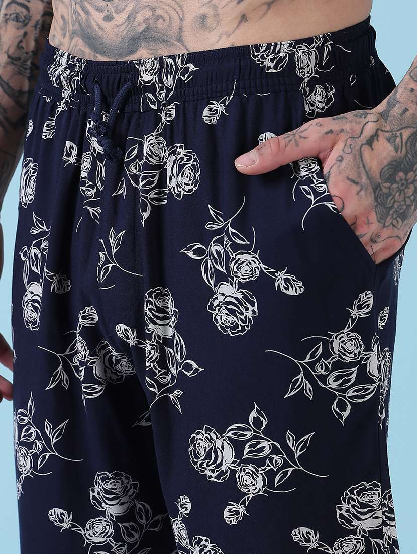 men cuban collar shorts & shirt co ords set - 21908932 - Standard Image - 6