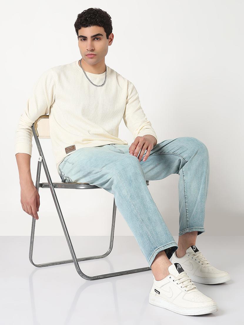 men solid mid rise relaxed fit jean - 21908983 - Standard Image - 4