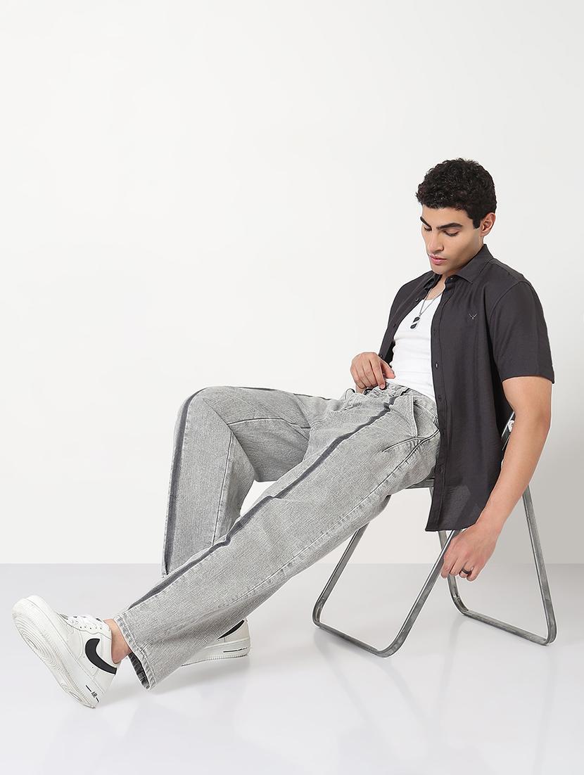 men solid mid rise straight fit jean - 21908985 - Standard Image - 4
