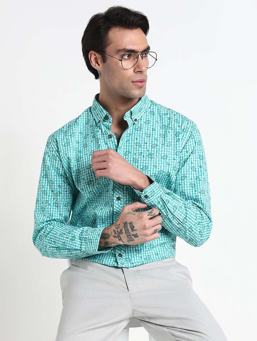 men printed collared long sleeves casual shirt