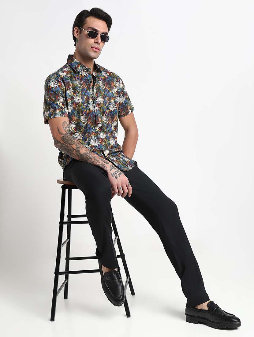 men printed collared short sleeves casual shirt - 21909041 -  Standard Image - 4