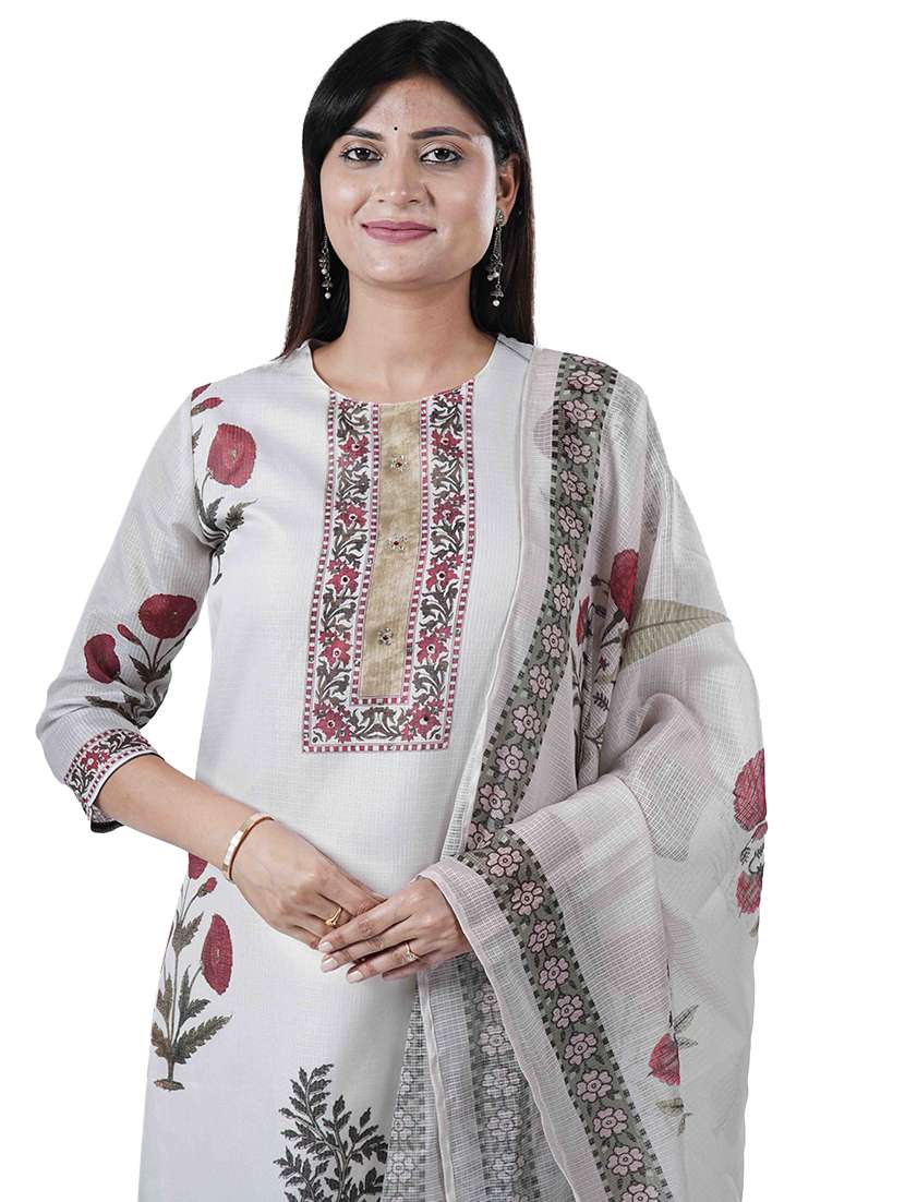 women three quarter sleeve kurta pant with dupatta set - 21909089 -  Standard Image - 4
