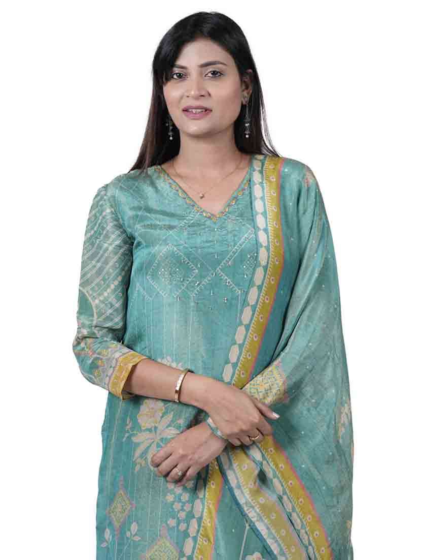 women three quarter sleeve kurta pant with dupatta set - 21909109 -  Standard Image - 4