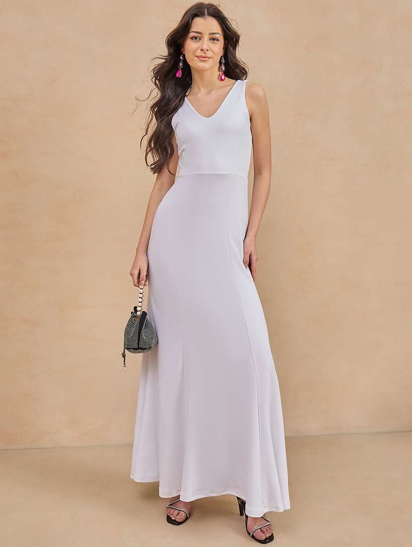 women white solid sleeveless a-line dress - 21909185 - Zoom Image - 0