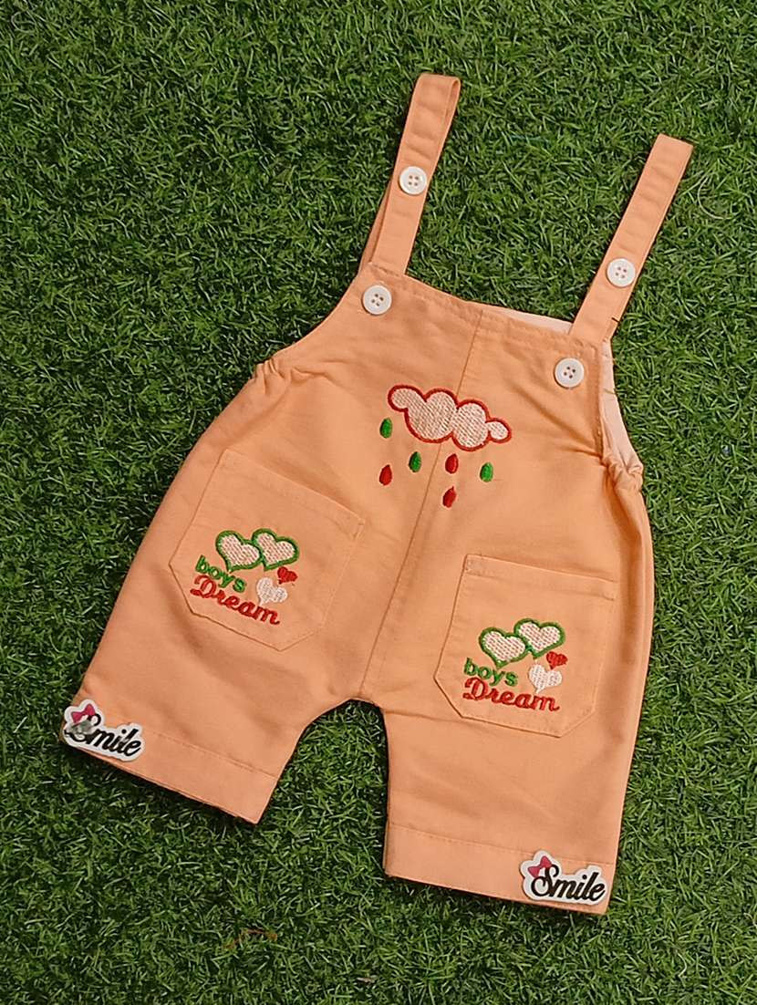 boys printed t-shirt & dungarees sets - 21909299 - Standard Image - 4