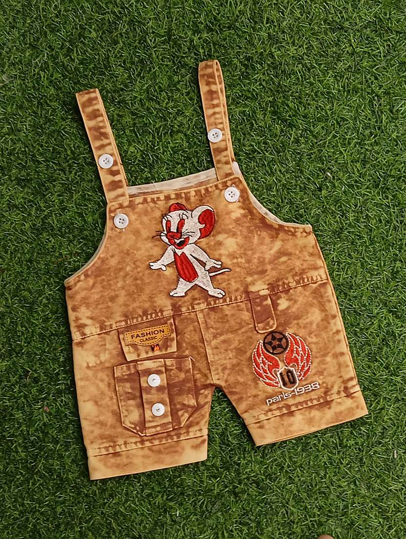 boys printed t-shirt & dungarees sets  - 21909311 -  Standard Image - 4