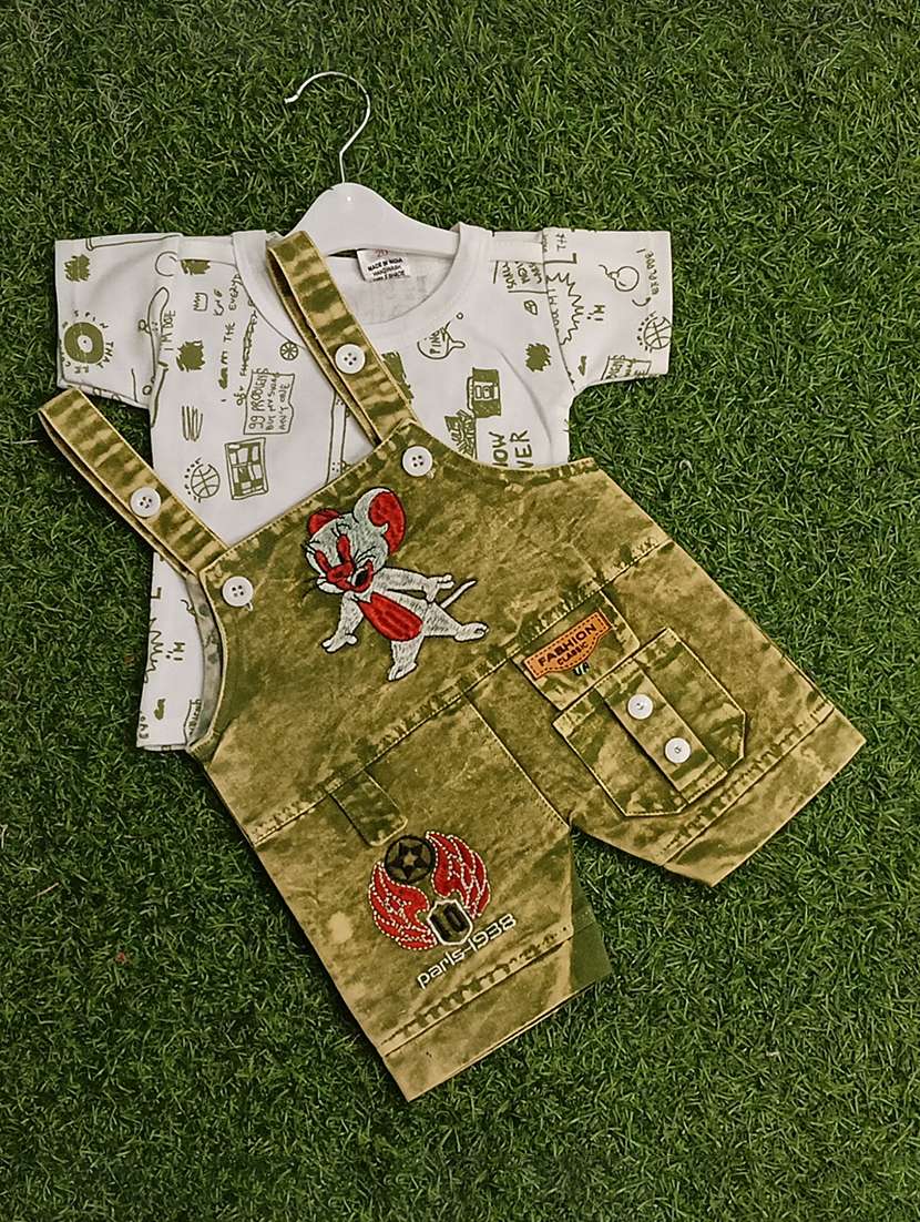 boys printed t-shirt & dungarees sets  - 21909313 -  Standard Image - 1