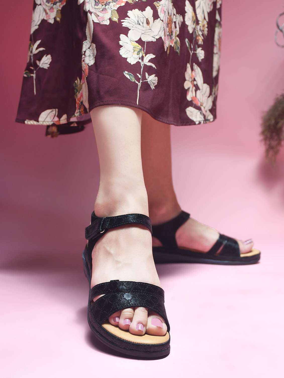 women black ankle strap sandal