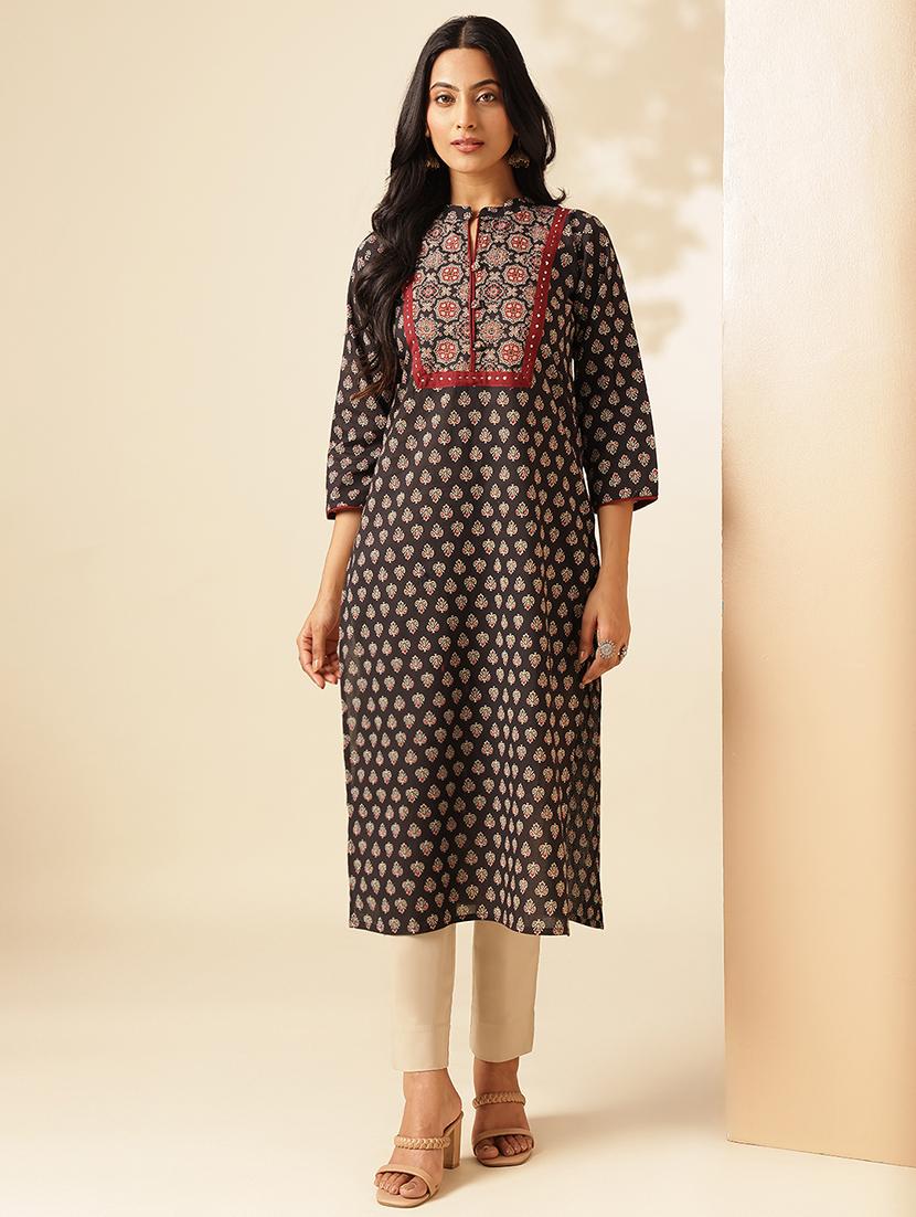 women three quarter sleeve straight kurta - 21909586 -  Zoom Image - 0