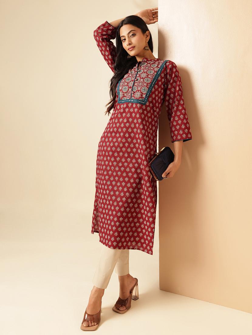 women three quarter sleeve straight kurta - 21909587 - Standard Image - 4