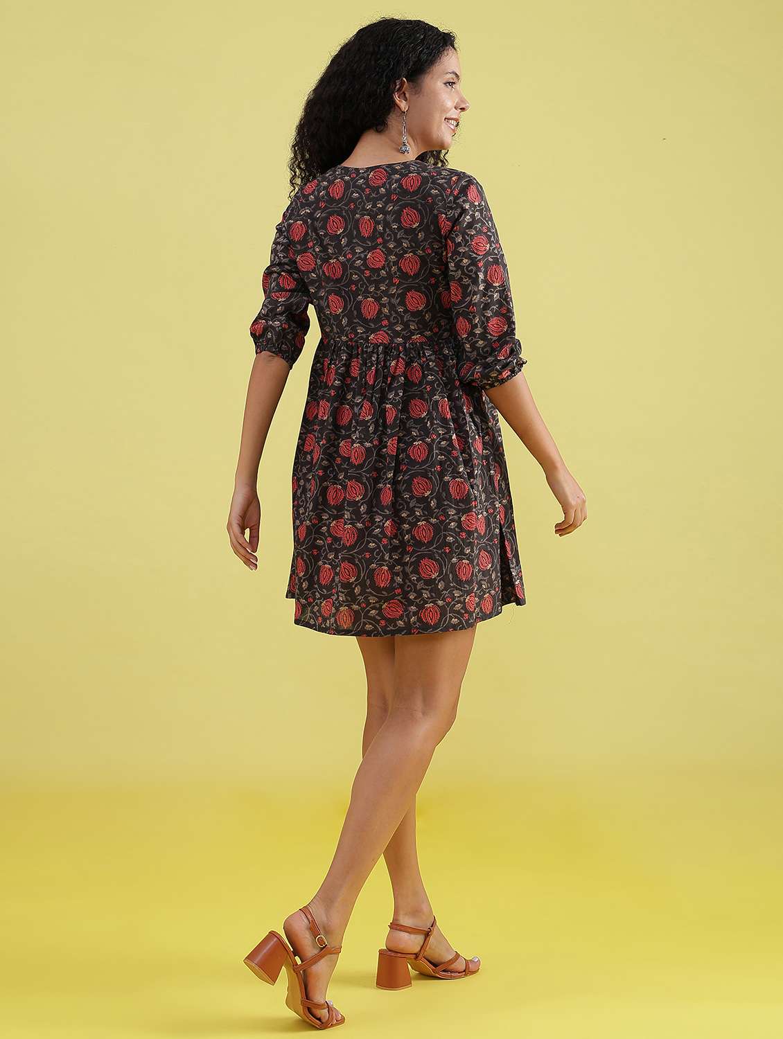 women floral puff sleeve flared ethnic dress - 21910291 -  Standard Image - 4