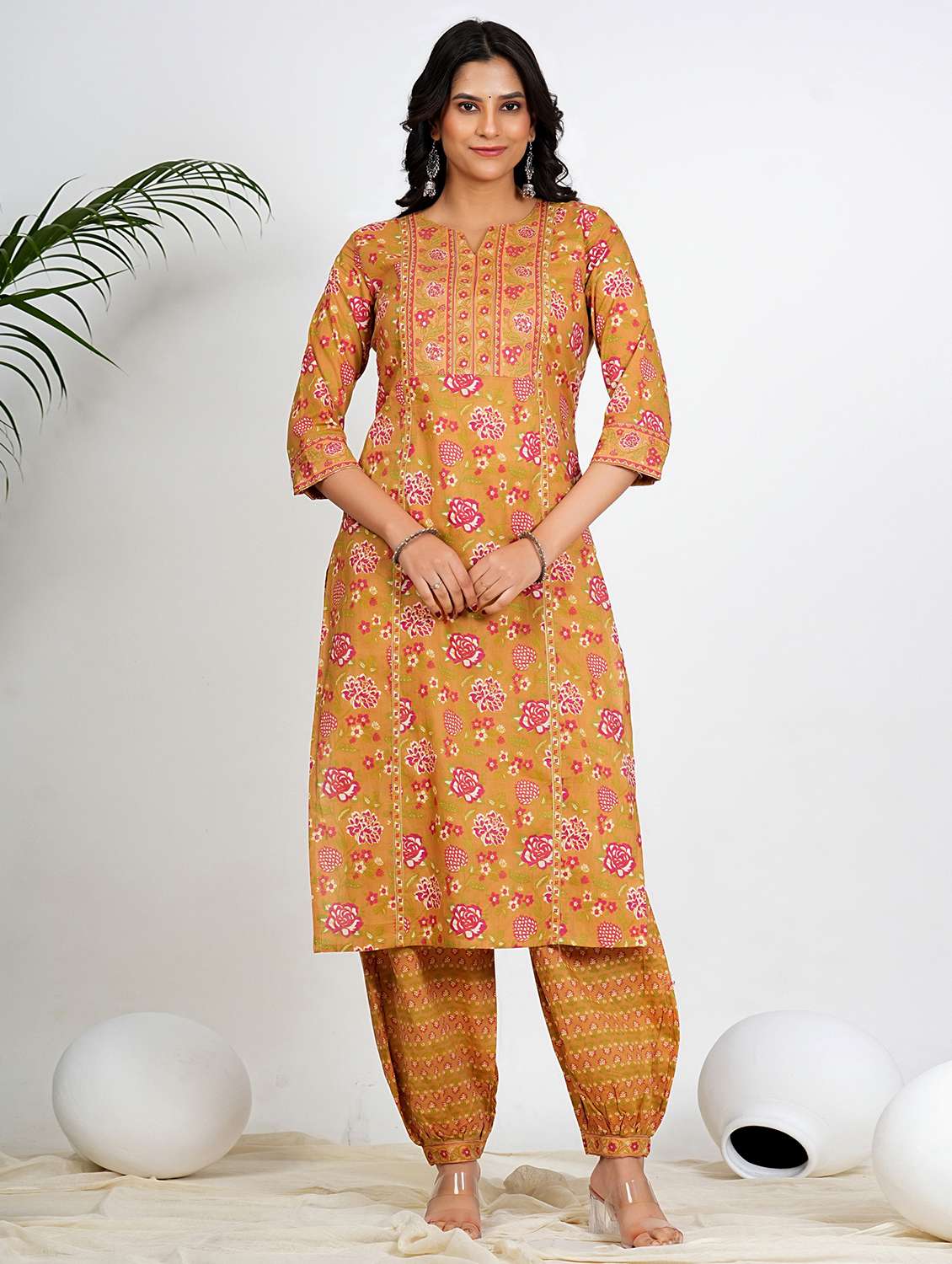 women three quarter sleeve kurta salwar with dupatta set - 21910373 -  Standard Image - 1