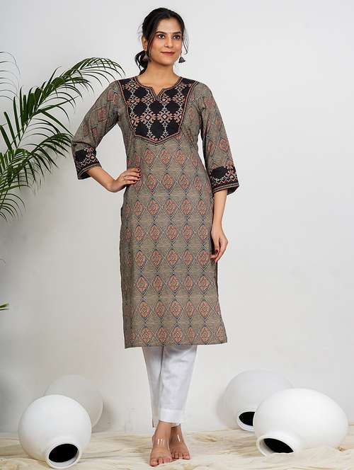 women printed three quarter sleeve straight kurta - 21910386 - Standard Image - 0