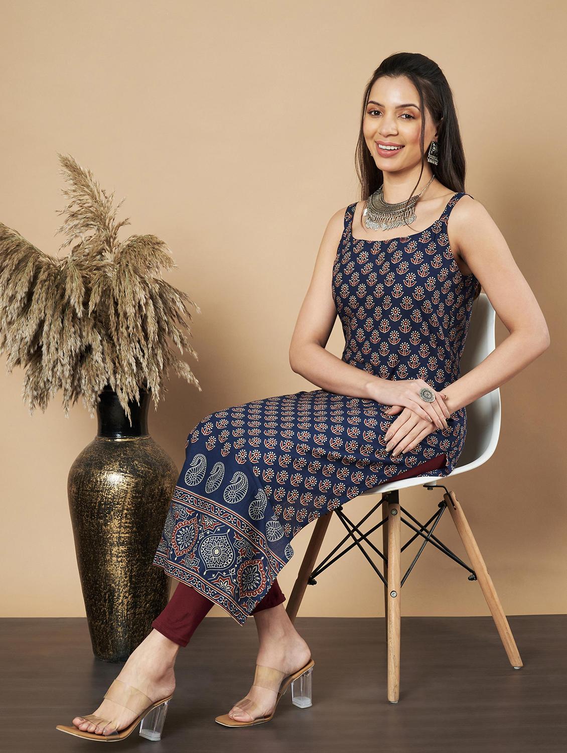 women floral printed sleeveless straight kurta - 21910391 - Standard Image - 4