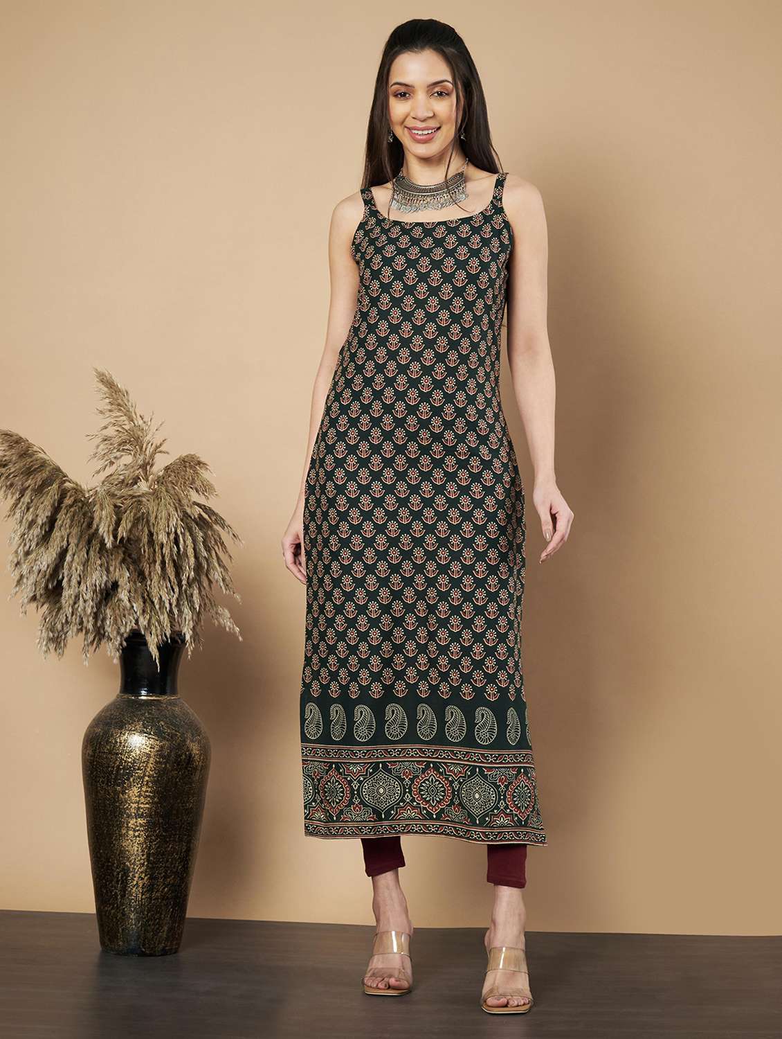 women floral printed sleeveless straight kurta - 21910392 - Standard Image - 1