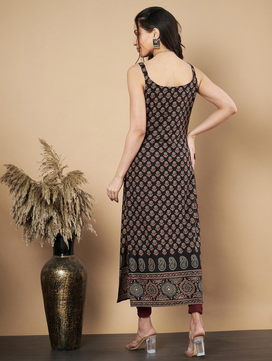women floral printed sleeveless straight kurta - 21910393 - Standard Image - 4