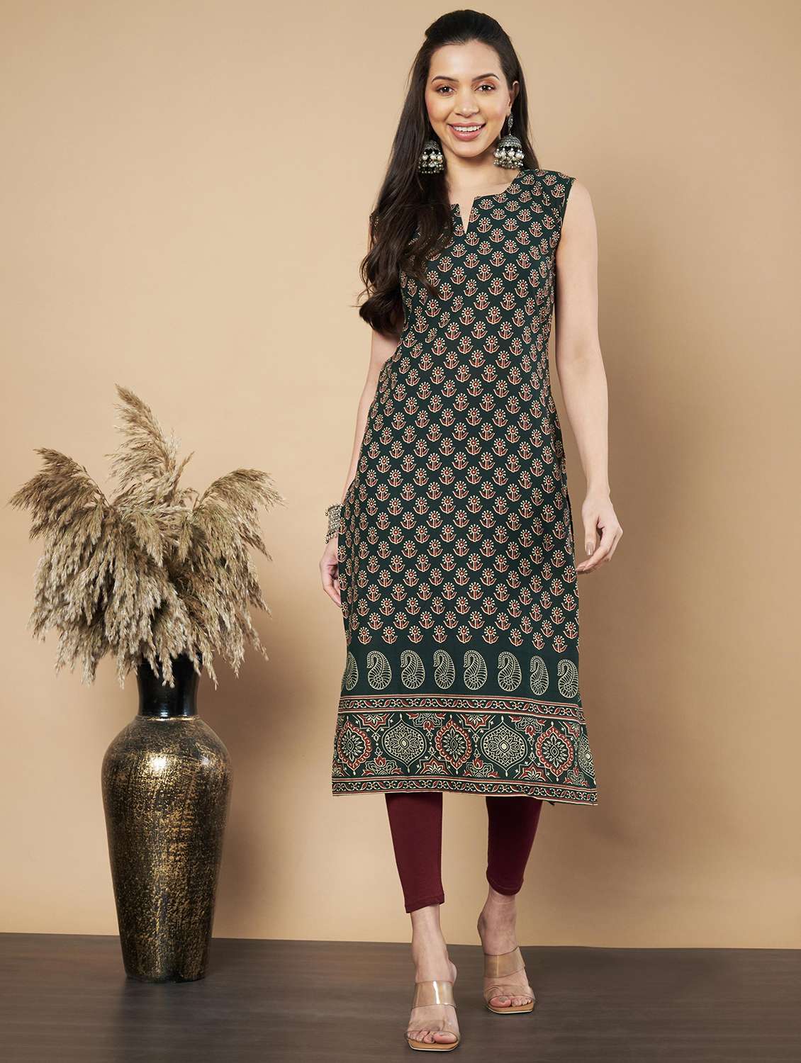 women floral printed sleeveless straight kurta - 21910397 - Standard Image - 4