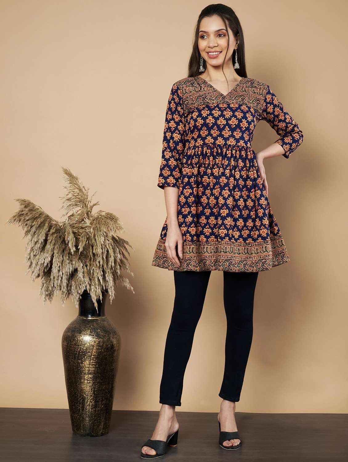 Women Printed Three Quarter Sleeves Flared Kurti - 21910424 -  Standard Image - 4