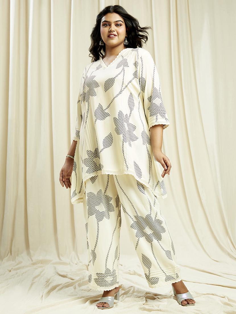 globus gloplus off white v-neck floral print lace detail tunic with wide leg trousers plus size co-ord set - 21910606 - Zoom Image - 0