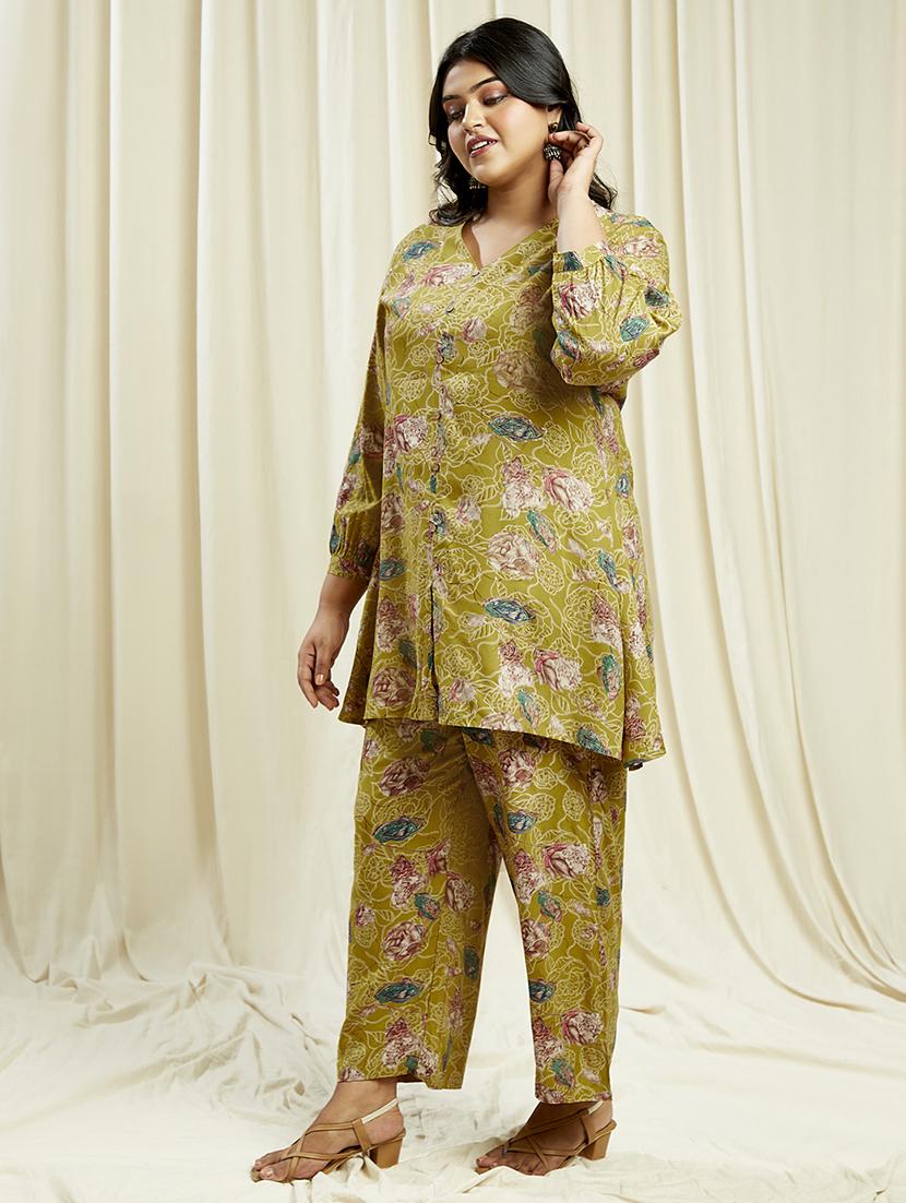 globus gloplus women green v-neck floral print tunic with wide leg trousers plus size co-ord set - 21910609 - Standard Image - 1