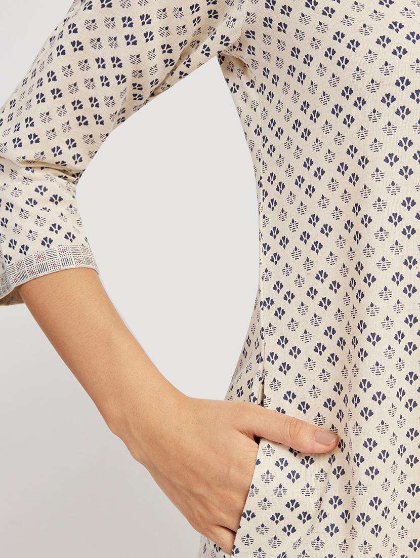 women printed three quarter sleeve a-line kurta - 21911159 -  Standard Image - 1