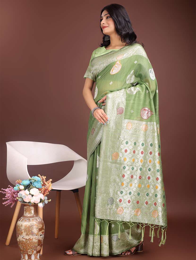 women self design bordered saree with blouse - 21911479 -  Standard Image - 1