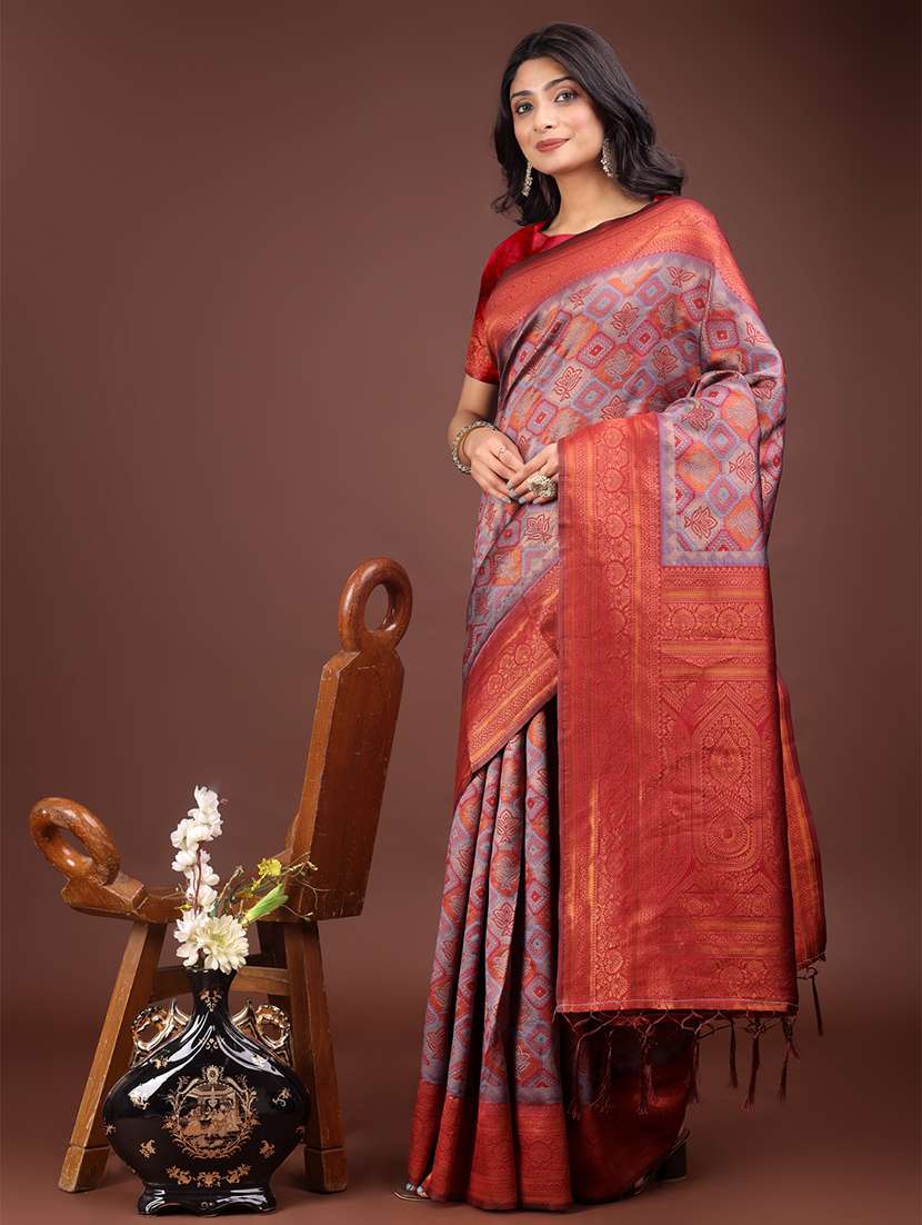 women self design bordered saree with blouse - 21911530 -  Standard Image - 1