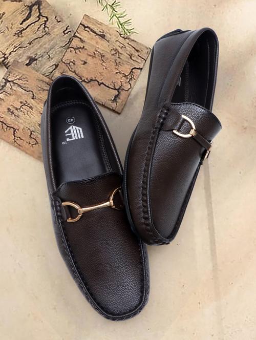 men slip on horsebit loafer - 21911738 -  Standard Image - 0