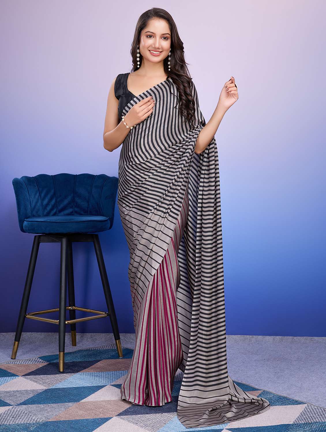 women printed casual wear saree with blouse