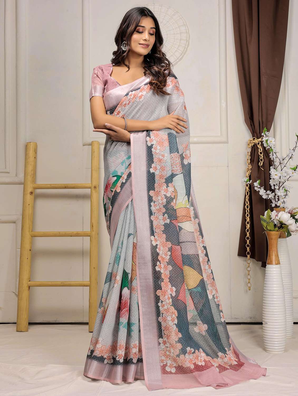 women printed casual wear saree with blouse