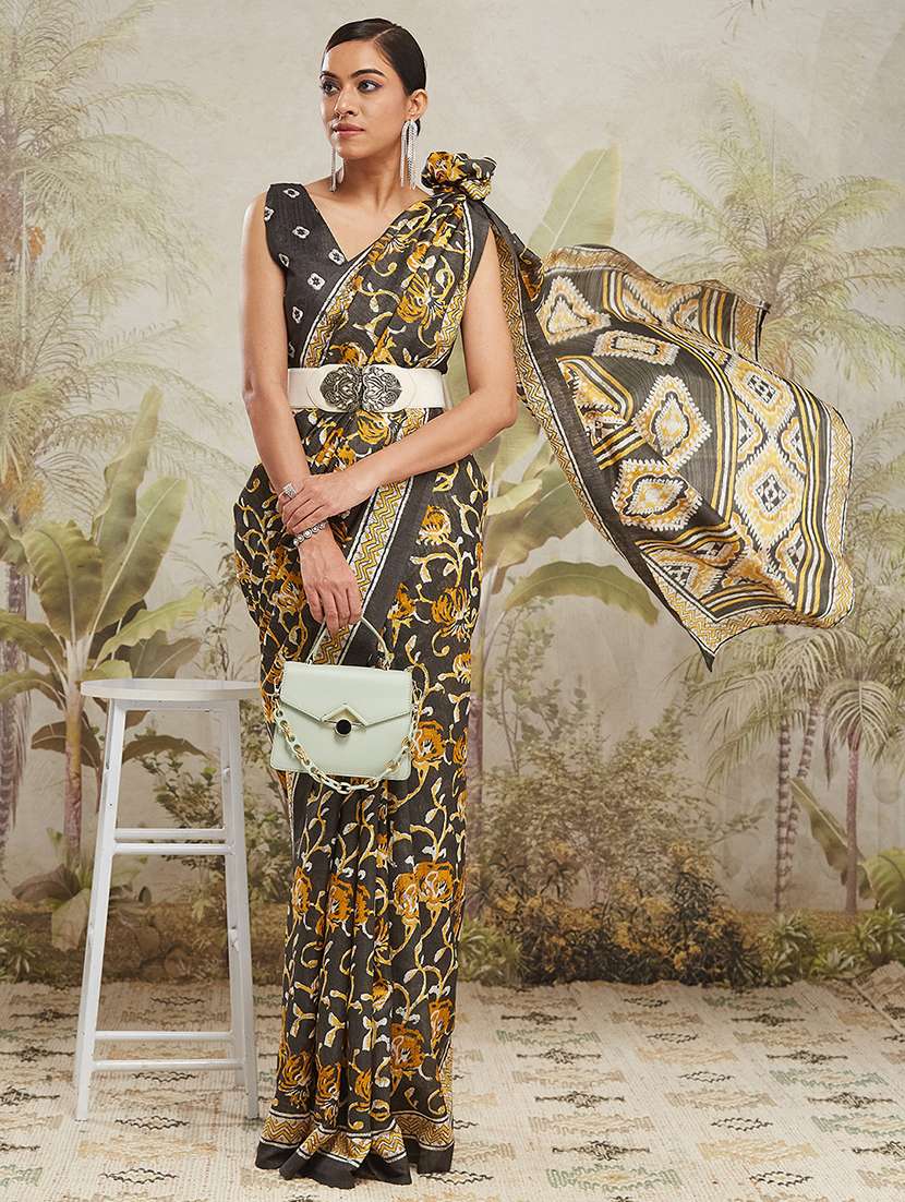 women printed casual wear saree with blouse - 21912326 -  Standard Image - 4