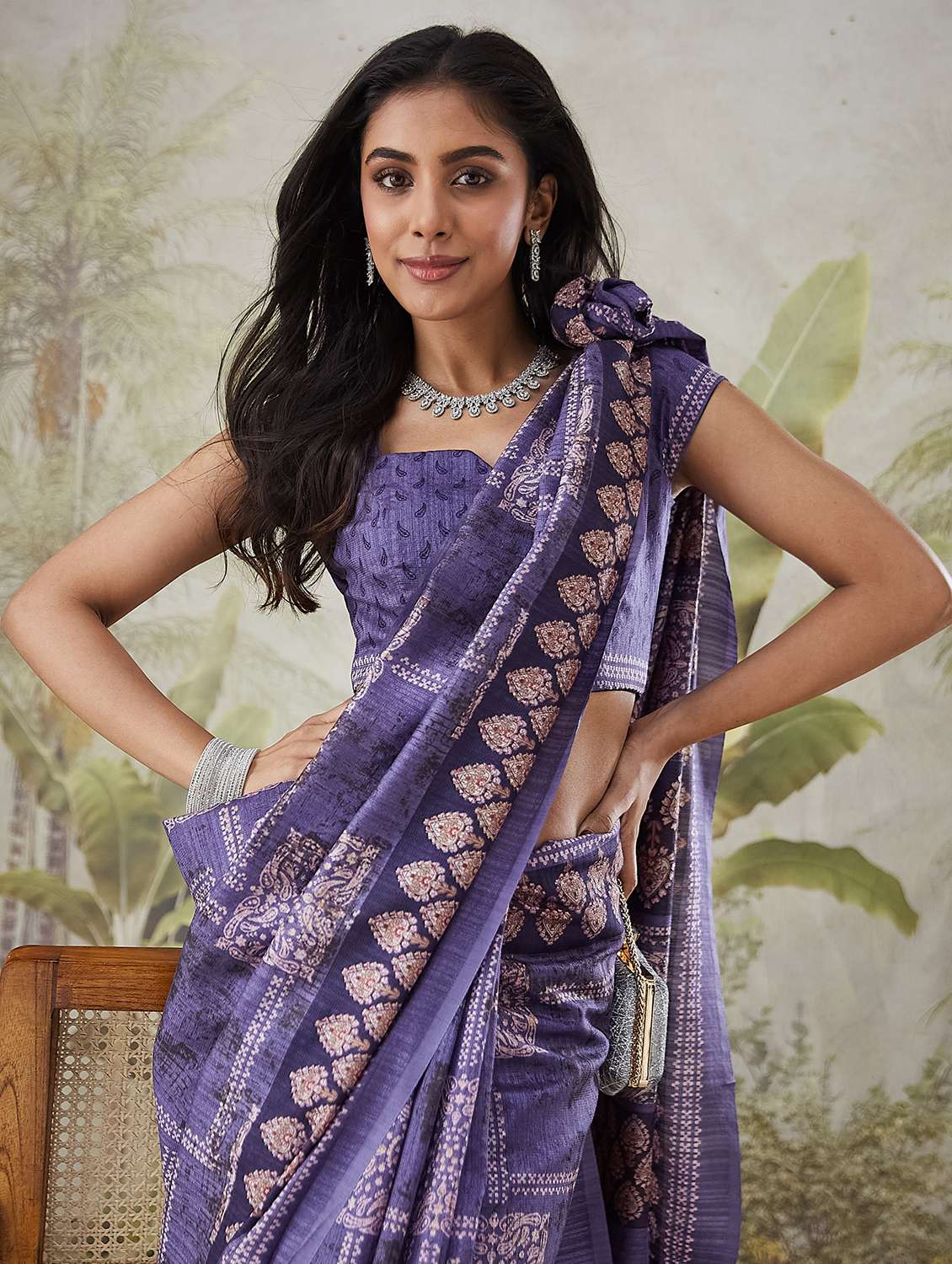 women printed casual wear saree with blouse - 21912348 -  Standard Image - 4