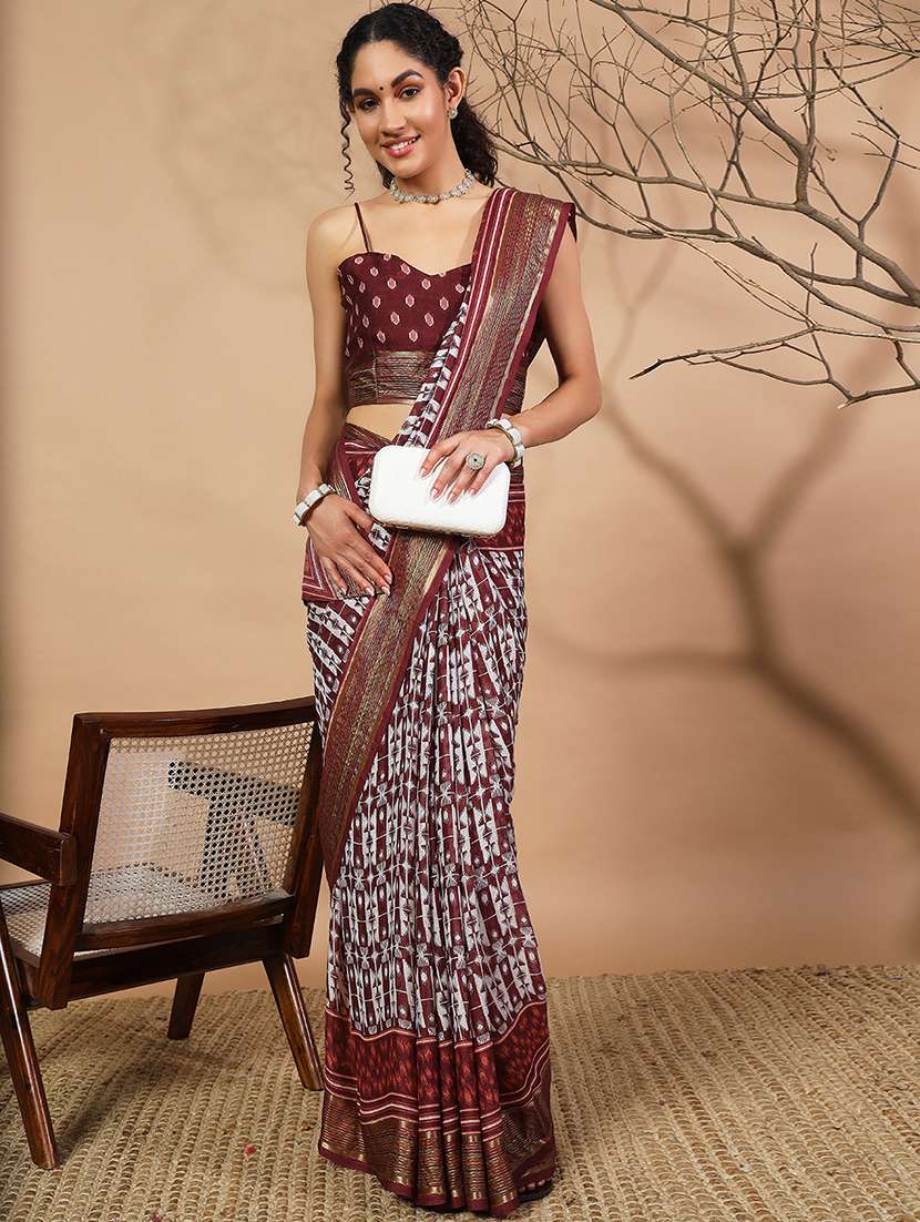 women printed casual wear saree with blouse