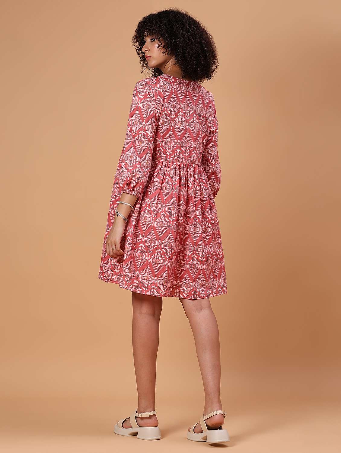 women printed puff sleeve flared ethnic dress - 21912450 - Standard Image - 4
