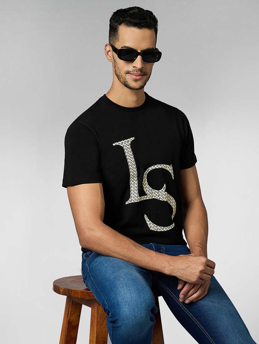 men front print round neck regular fit t-shirt